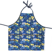 Load image into Gallery viewer, Splash Fabric
RAVENNA Fabric - Laminated Cotton